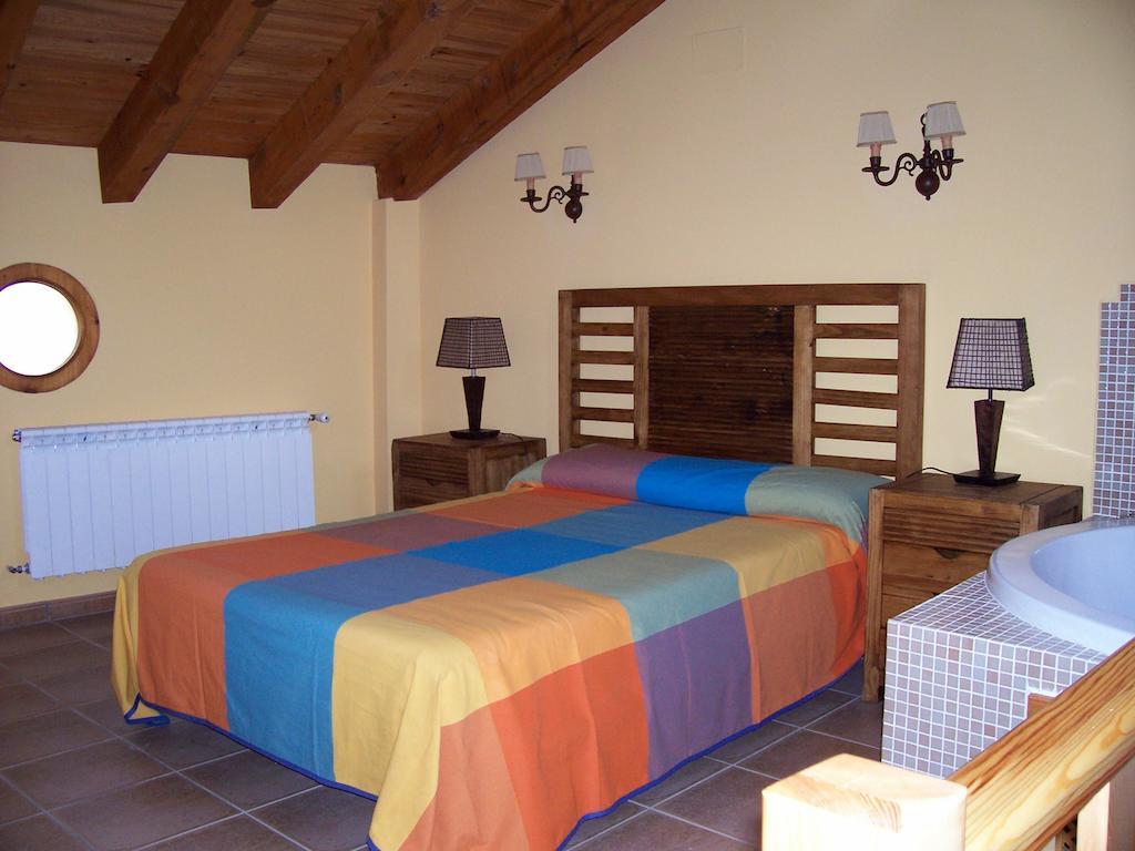 Los Camarotes Cervera de Buitrago Room photo