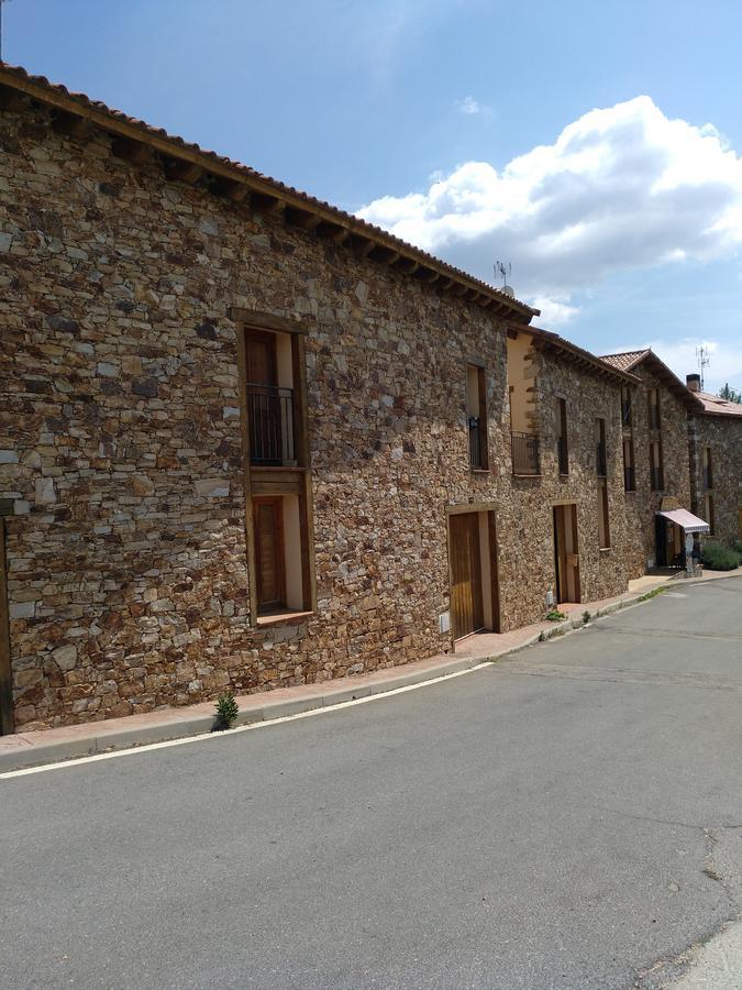 Los Camarotes Cervera de Buitrago Exterior photo